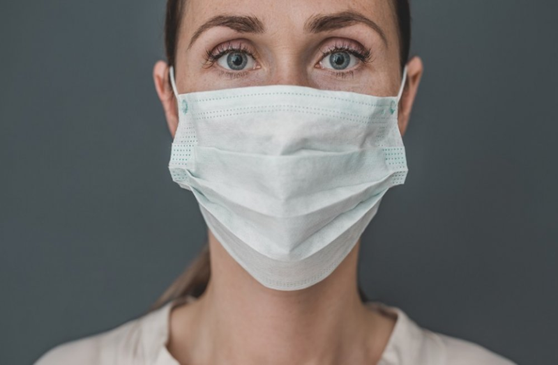 Coronavirus update: मास्क पहनकर कोरोना वायरस की महामारी से बचें, जानें इसके बारे में