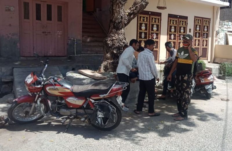 हर शाम टूट रहा लॉक डाउन, पुलिस ना प्रशासन