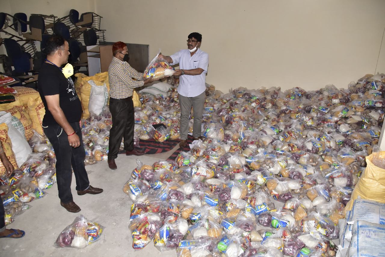 Rajasthan Waqf Board Distributed Food Items During Lockdown