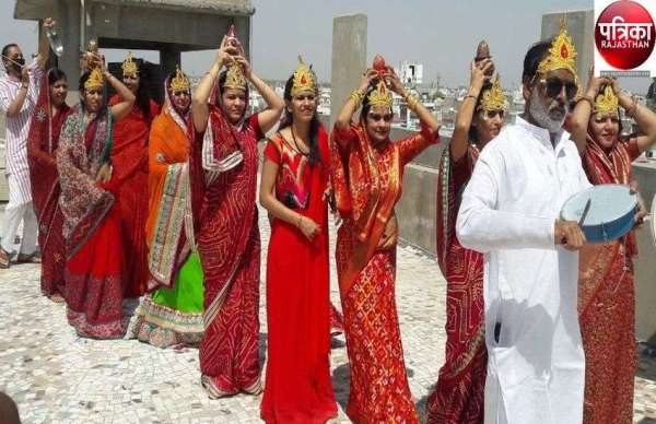  कोरोना की जंग के बीच किया महावीर को याद