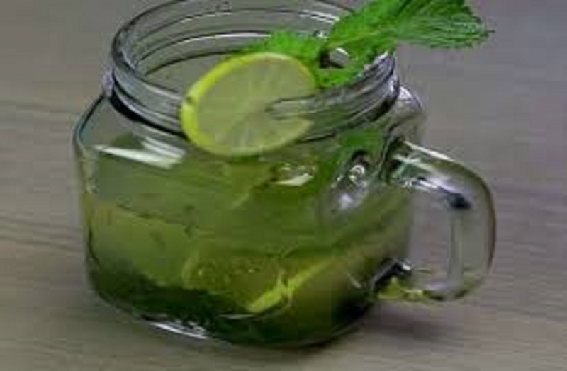 Luck down days: नींबू-पुदीने का हैल्दी ड्रिंक