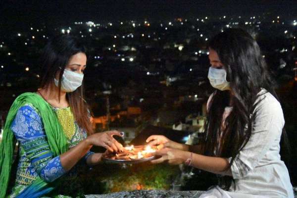 photo gallery of pm modi aao deep jalaye abhiyan in jodhpur