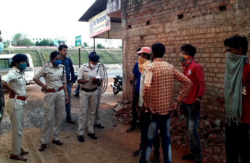 मालकवाहक में छुपकर महाराष्ट्र से CG पहुंचे पांच मजदूर भागे, पुलिस ने रातों रात खोजकर भेजा होम आइसोलेशन में