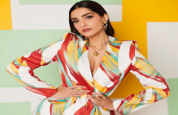 सोनम करेंगी जानवरों और कपड़े बनाने वाले कर्मचारियों की मदद