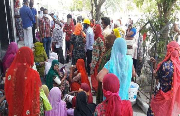 एेसी लापरवाही पड़ ना जाए भारी...  