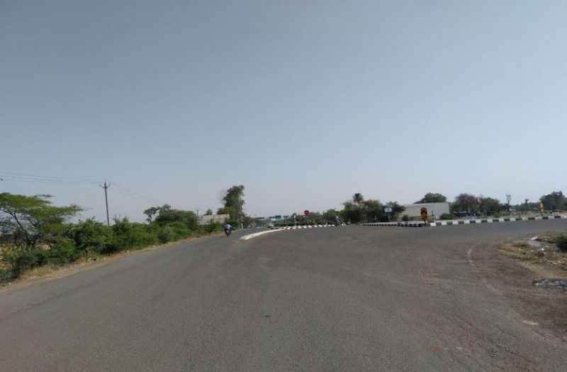 देखें LATEST VIDEO : रतलाम में टोटल लॉकडाउन, दवाएं मिल रही है यहां पर