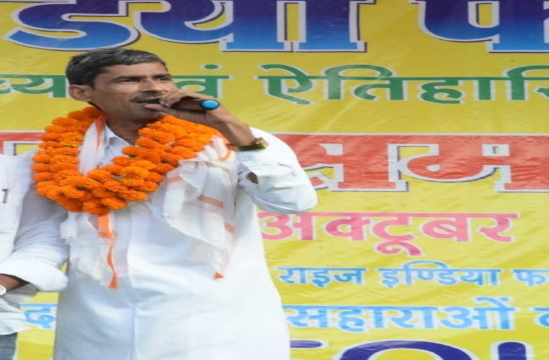 कन्हैया गीत गाकर बता रहे कोरोना से बचाव