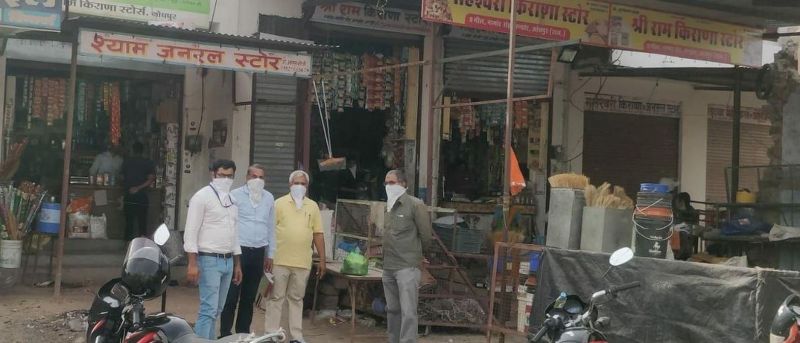 दुकानदारों से 25 हजार रुपए का जुर्माना वसूला