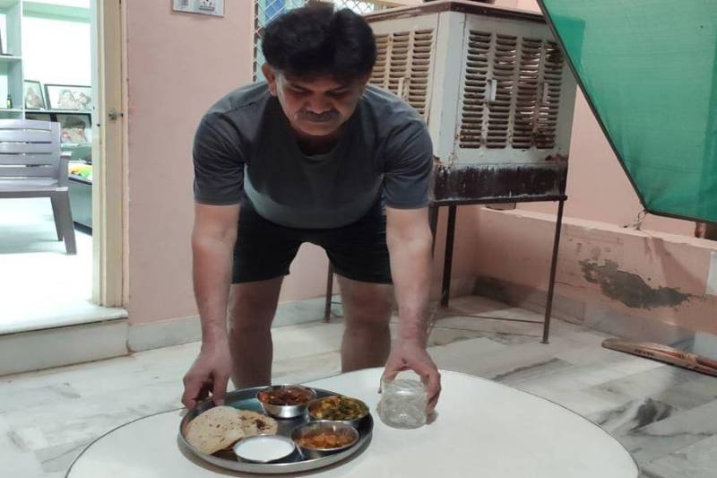 corona ke karamvir : male nurse is supervising corona wing in jodhpur