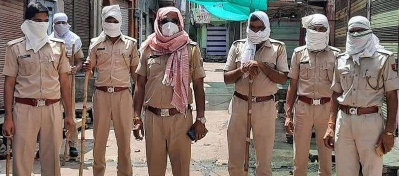 दिन-रात ड्यूटी दे रहे 112 पुलिसकर्मी, 24 घंटे नाकाबंदी