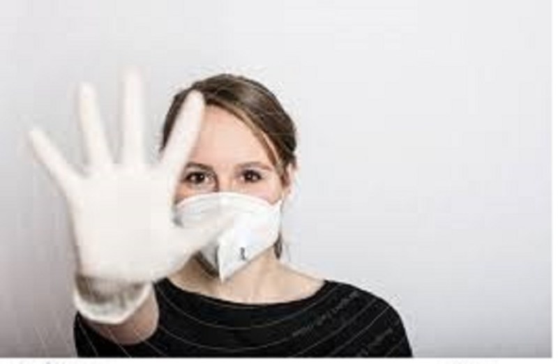 घर में दिनभर मास्क और दस्ताने पहनने से भी घटती है इम्युनिटी, ये न करें