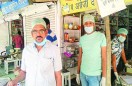 Medical operators delivering medicines from door to door in lock down