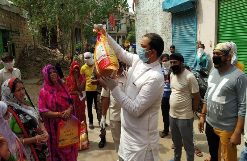 MLA Praveen Pathak complains to cm Shivraj of getting less ration