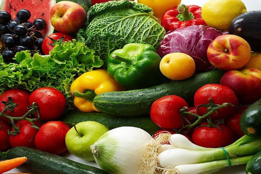 vegetable market sector is in poor condition due to corona lockdown