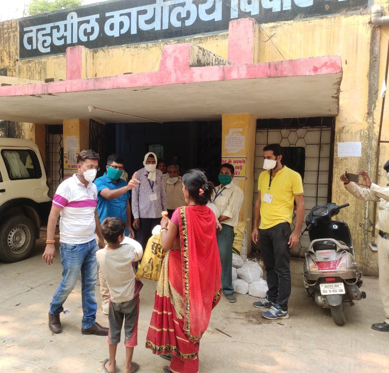 लाॅकडाउन में राशन नहीं है तो परेशान न हों, बिना राशनकार्ड के भी यहां से पाएं मुफ्त राशन