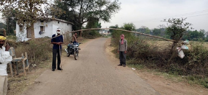 नहीं रुक रहा बाहर से आनेवालों का क्रम