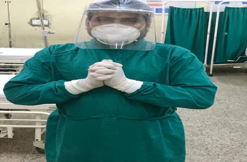 जज्बे को सलाम...पोसालिया का बेटा दिल्ली में बचा रहा कोरोना पीडि़तों की जान