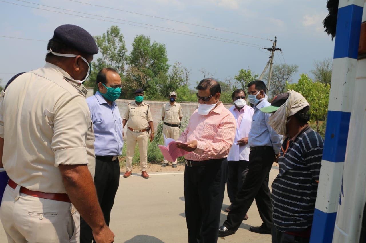 Commissioner reached Madhya Pradesh border, said- isolate those who br