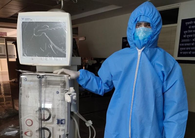 पोर्टेबल डायलिसिस मशीन इंस्टॉल