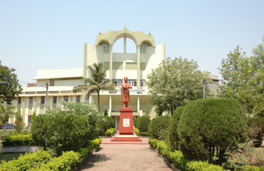 पंडित रविशंकर विश्वविद्यालय 