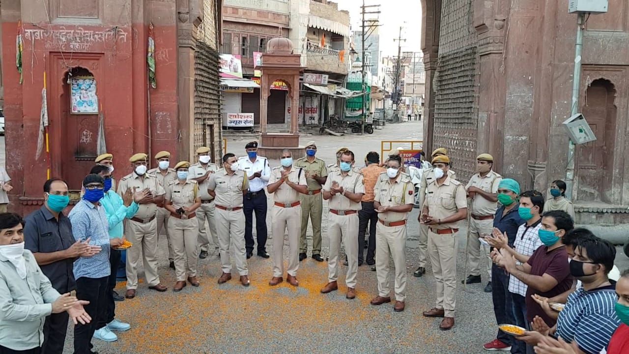 छूट को लेकर असमंजस: दुकानें खुली, लापरवाही हावी