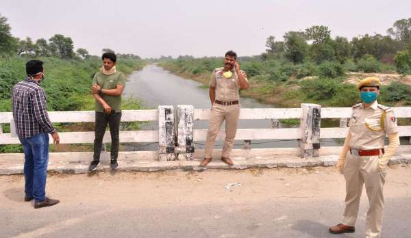 श्रीगंगानगर.लॉकडाउन के चलते दोनों राज्यों ने की सीमा सील........देखें ख़ास तस्वीरें