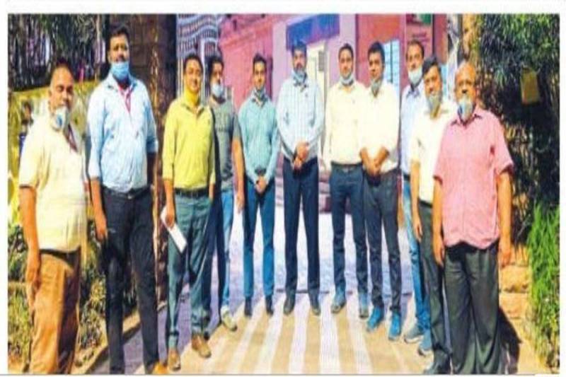 silent heroes giving selfless services during coronavirus lockdown