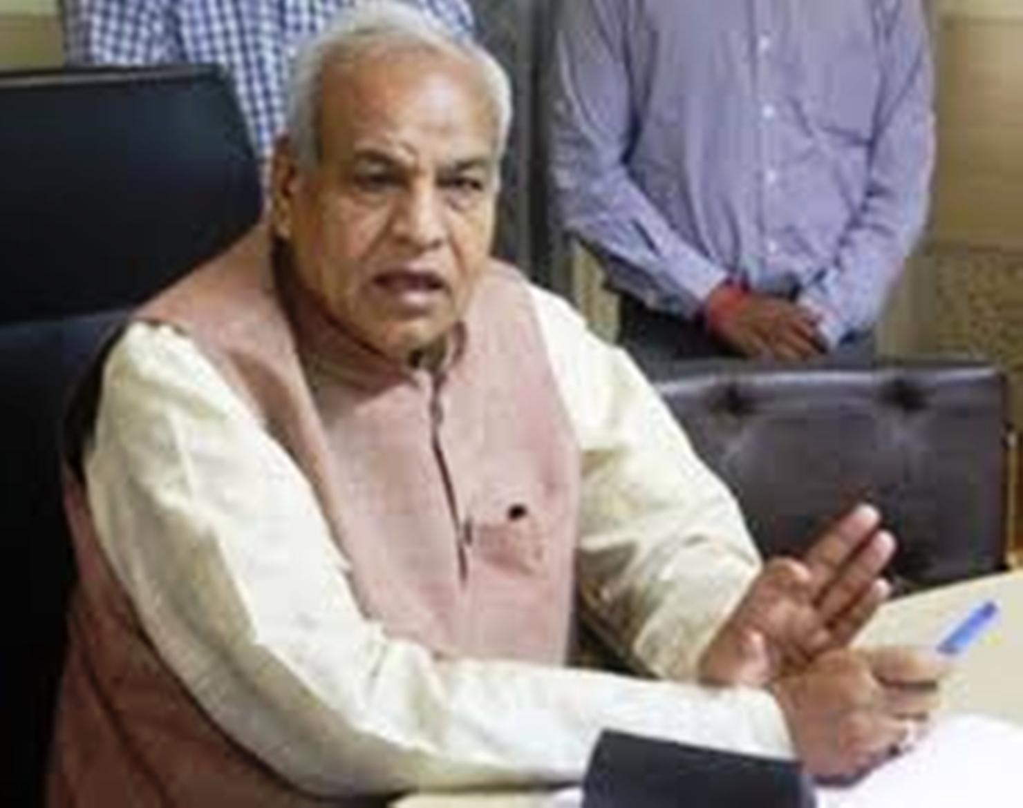 भाजपा सांसद ने शराब की बिक्री का किया विरोध, सीएम योगी को पत्र लिखकर तालेबंदी की मांग