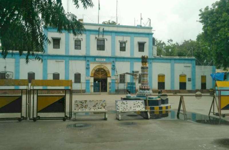 अब पीपीई किट बनाने में जुटे अहमदाबाद साबरमती सेन्ट्रल जेल के कैदी