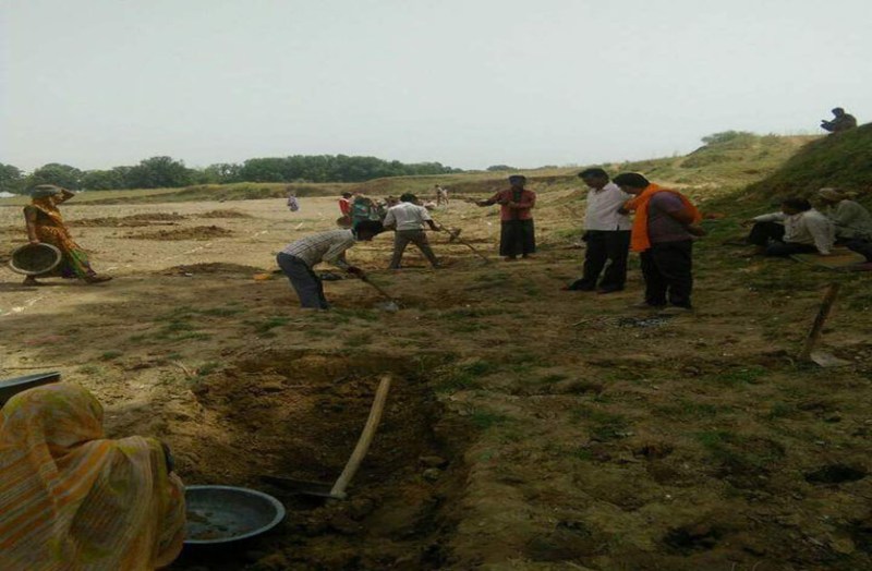 निशाने पर रही 