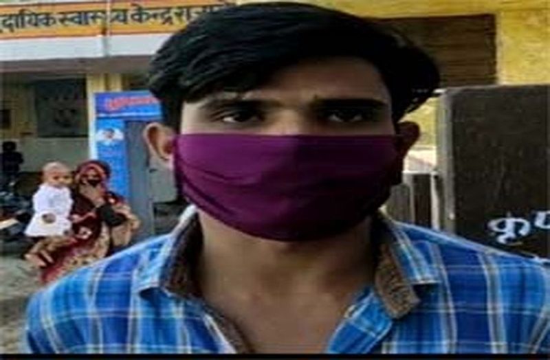 लापरवाही : साहब मैं हॉटस्पॉट से आया हूं...मुझे लाइन में मत लगाओ...कोरोना फैल जाएगा