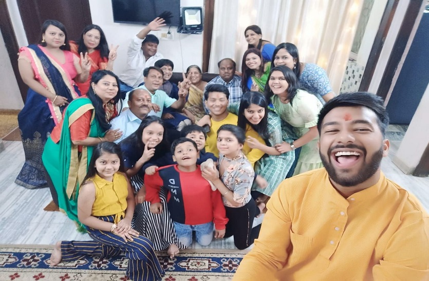 International Family Day: तीन पीढ़ियों के 21 सदस्य आज भी रहते हैं एक छत के नीचे...