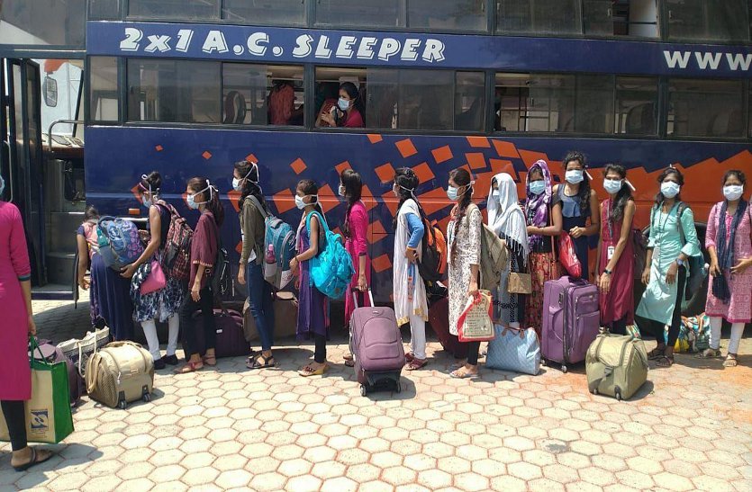 हैदराबाद अपोलो नर्सिंग कॉलेज में अध्यनरत 117 छात्राओं की हुई वापसी, परिजनों ने....