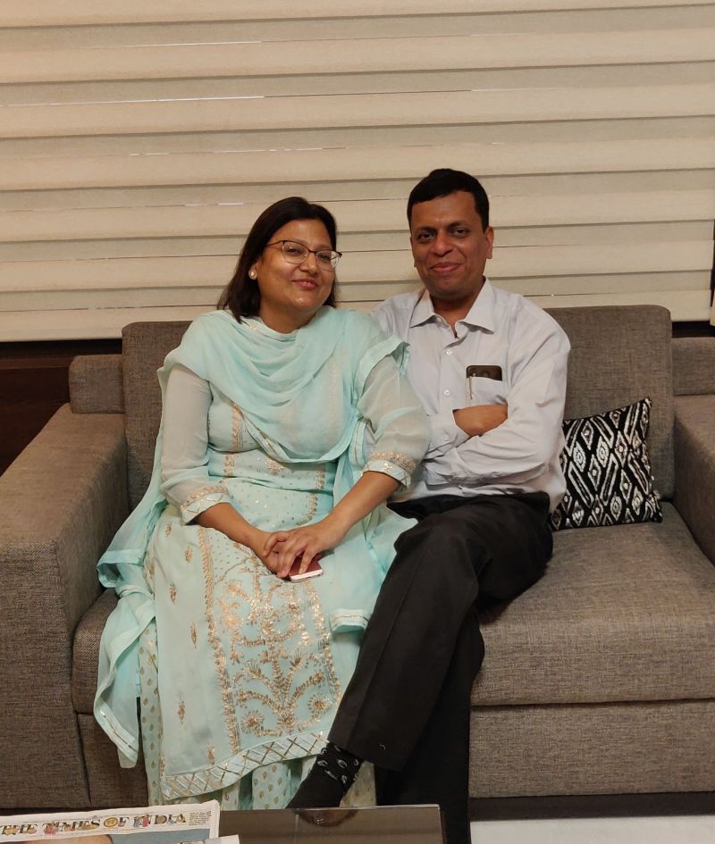 जीवन रेखा हॉस्पिटल के डायरेक्टर डॉ. नीरज अग्रवाल और डॉ. मीनाक्षी अग्रवाल