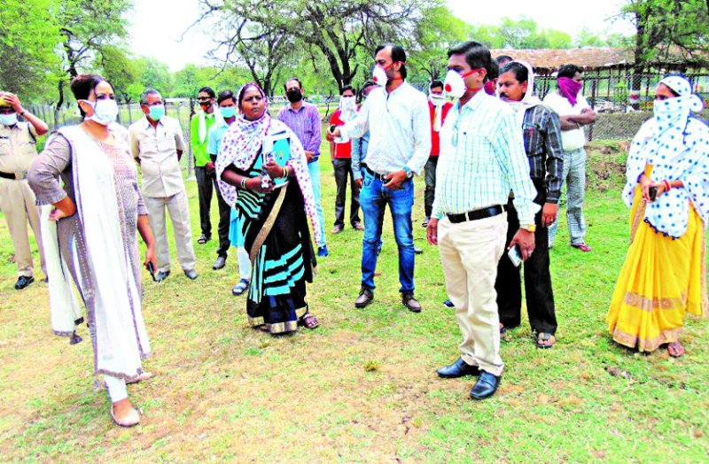 CEO inspects various construction works, there is no shortage of work for employment in villages ...