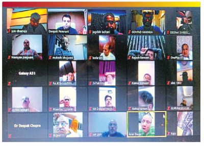 सोशल डिस्टेंसिंग का पालन जरूर करें