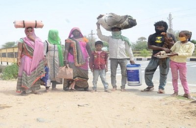 हरियाणा बॉर्डर से फतेहपुर तक तीन एसडीएम मुख्यालय, किसी को नहीं दिखे मजबूर मजदूर