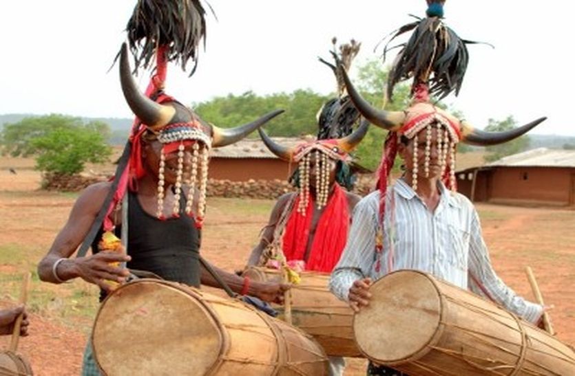 आदिवासी क्षेत्र में अब भी है भांजगड़े की परंपरा