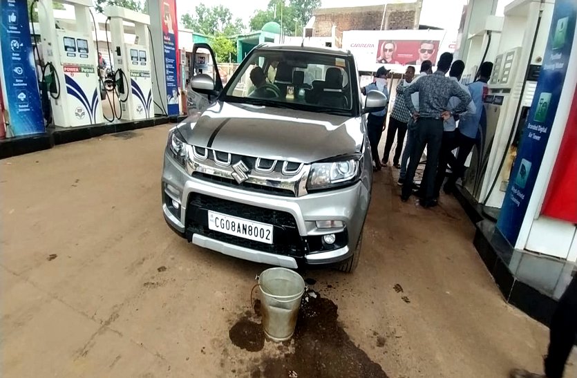 पेट्रोल पंप में कार में डीजल की जगह भर दिया 1 हजार रुपए का पानी, जांच करने पहुंची टीम नजारा देख रह गई हैरान