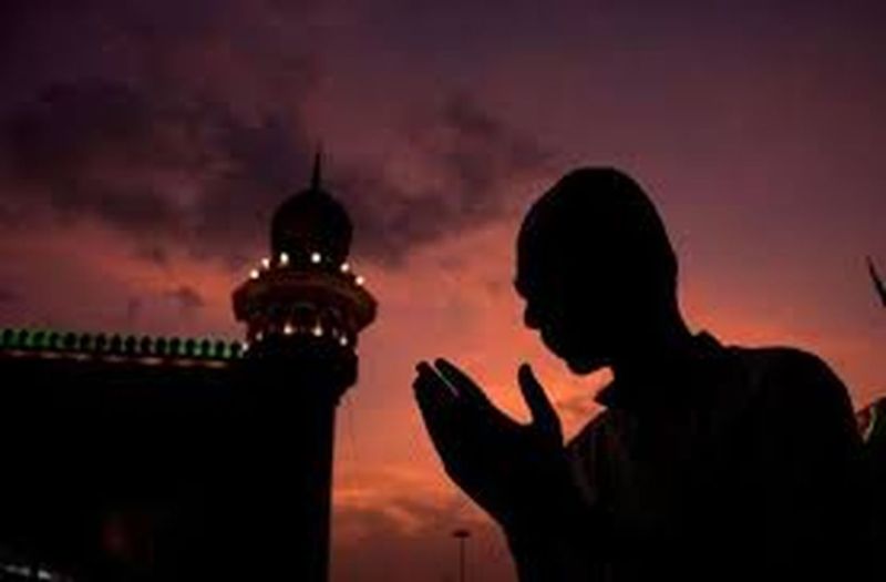 चाश्त की नमाज चौथाई दिन गुजरने पर पढऩा बेहतर