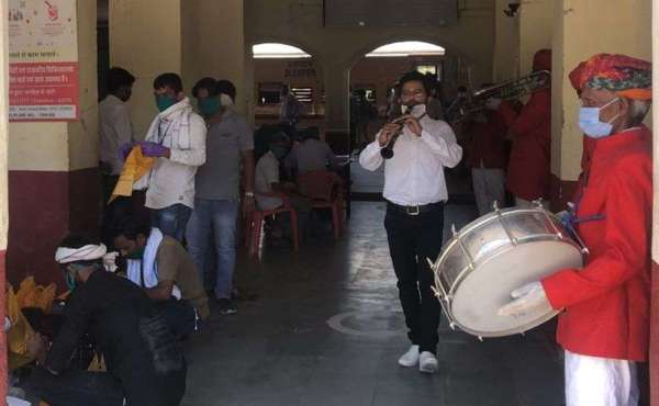 श्रमिक स्पेशल ट्रेन आई हिण्डौन, केरल से डेढ़ हजार राजस्थानी लौटे अपने ‘देस’