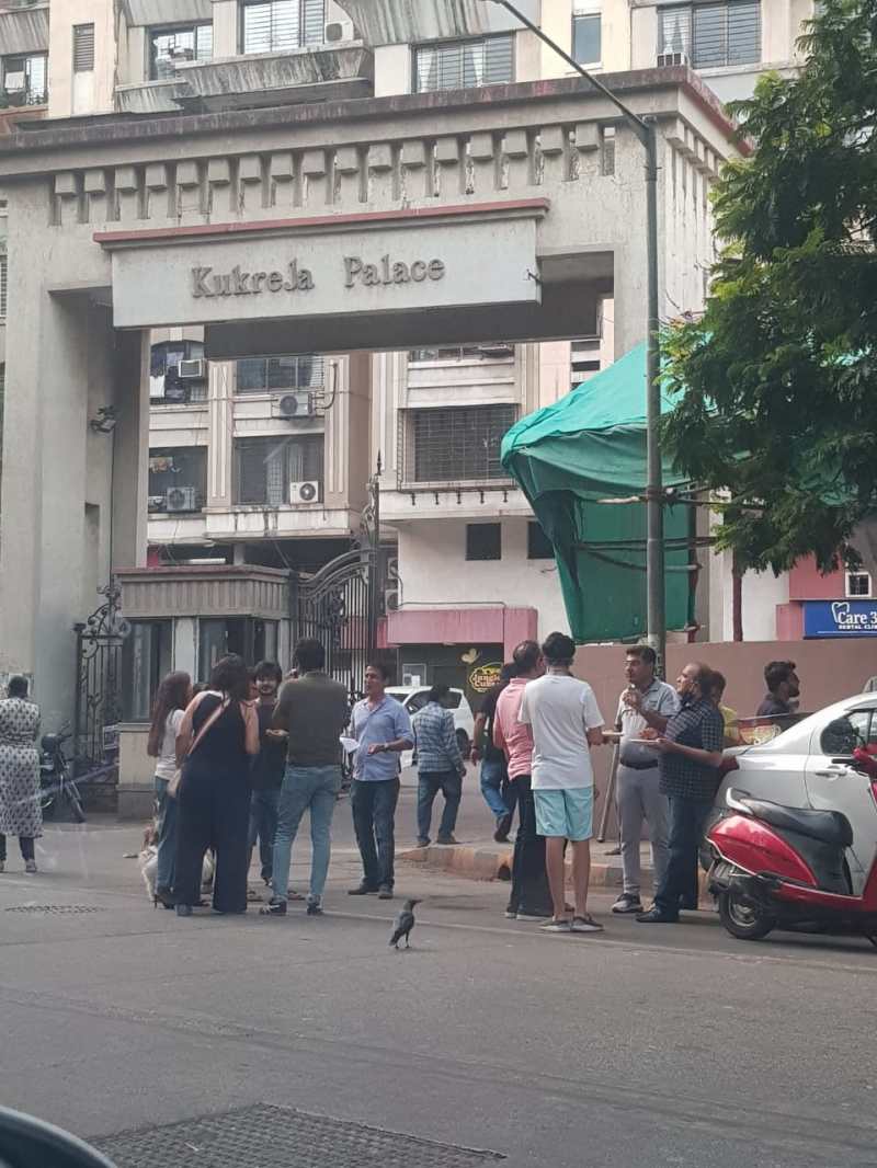 लॉकडाउन के दौरान हाउसिंग सोसायटी समोसा पार्टी, दो गिरफ्तार