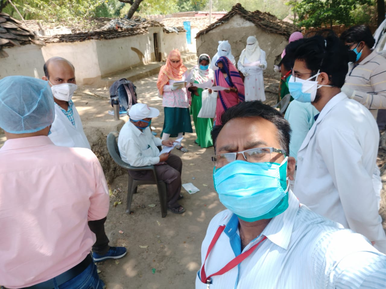कलेक्टर, एसपी ने गांव में पहुंचकर लिया जायजा   Health department team reached Lahar Haveli, news in hindi, mp news, datia news