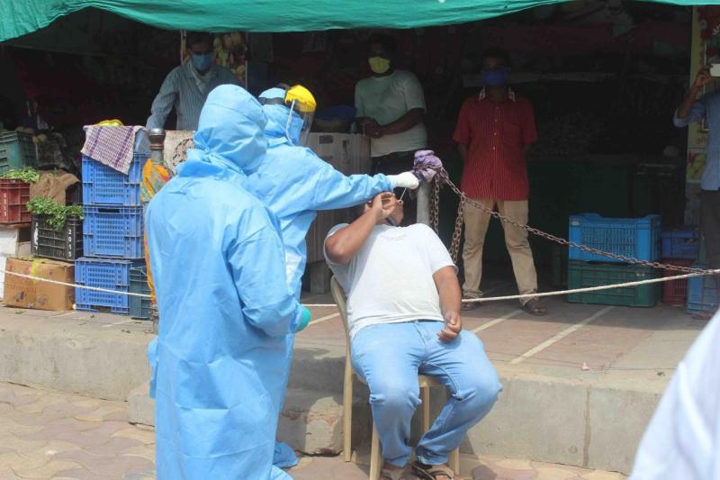 Coronavirus: अहमदाबाद में करीब साढ़े 9 हजार कोरोना मरीज