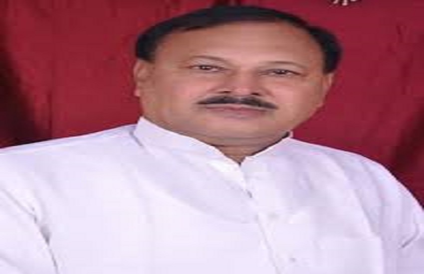 Information on bail application of former MP Umakant Yadav summoned