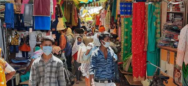 Market opened from 7 am to 7 pm, less crowded than lockdown