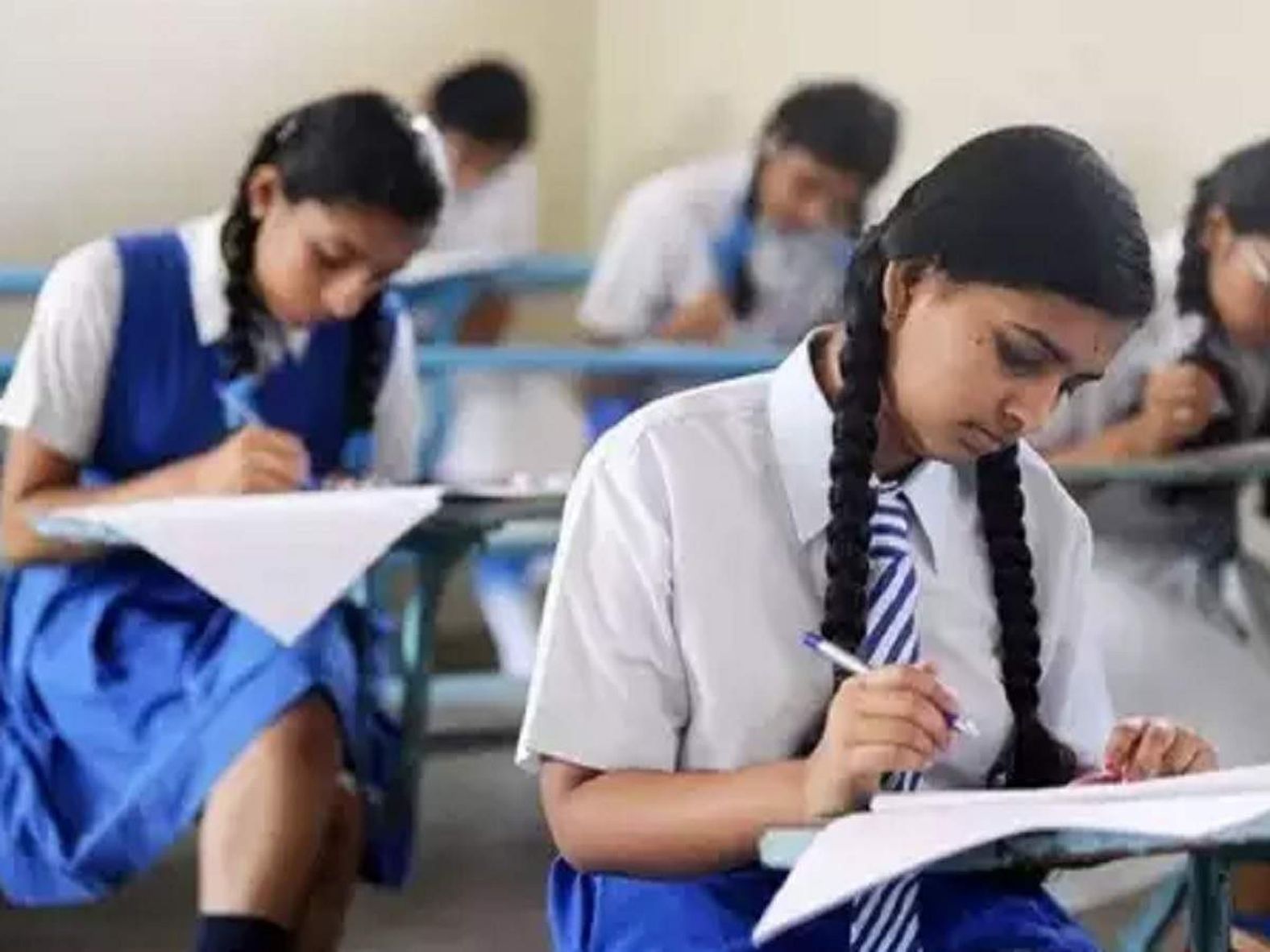 Class 12th exams will be held with social distance in two shifts, see time table