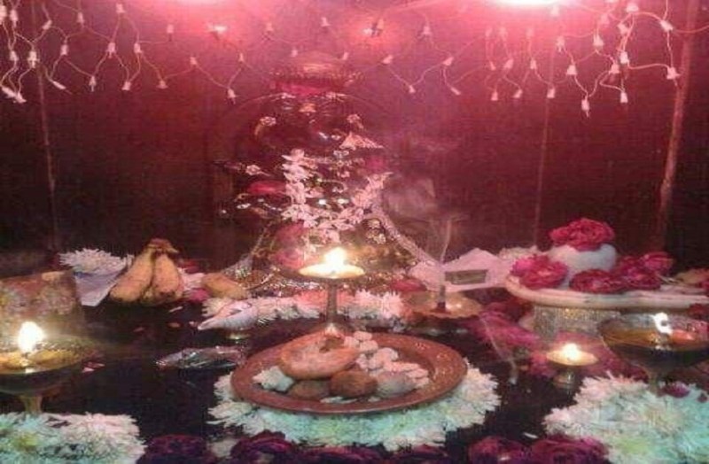 शनि जयंती: शनि का प्रकोप है तो श्मशान के इस मंदिर में मिलेगी समस्याओ से मुक्ति