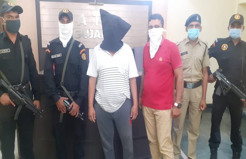 Ahmedabad : मोस्ट वॉन्टेड दाउद इब्राहिम के लिए काम करने वाला आरोपी गिरफ्तार