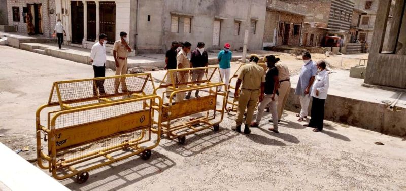 दो माह के लॉकडाउन के बाद इस कस्बे में पहुंचा कोरोना, गांवों को भी नहीं छोड़ा